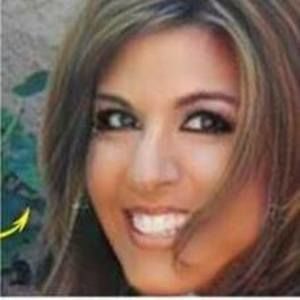 Meet your Posher, Mona